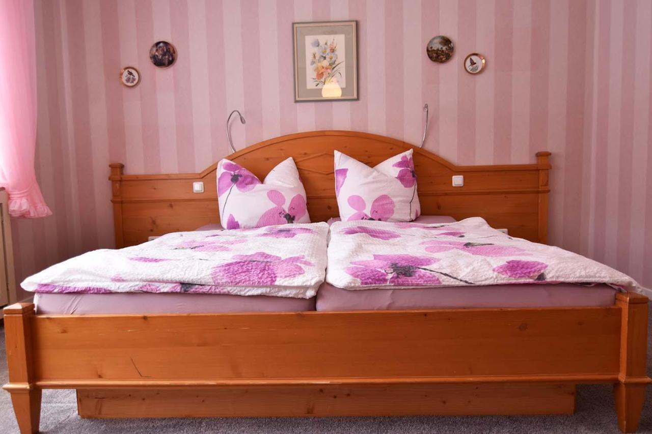 Gaestehaus Steinborn Hotel Хаймбах Екстериор снимка