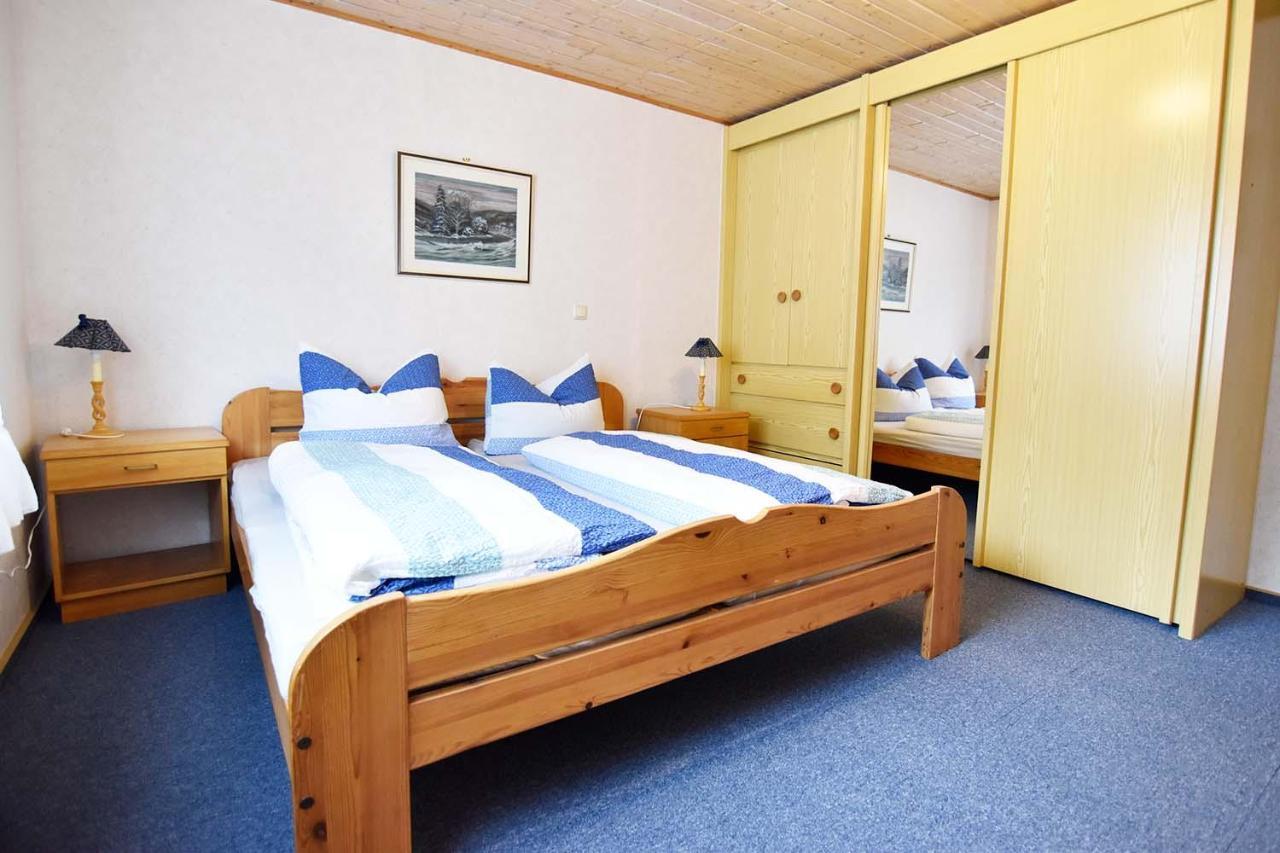 Gaestehaus Steinborn Hotel Хаймбах Екстериор снимка