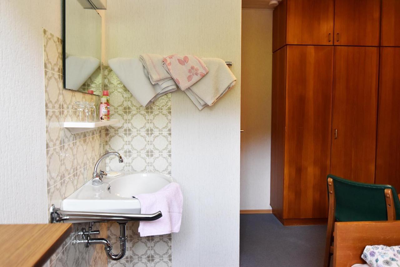 Gaestehaus Steinborn Hotel Хаймбах Екстериор снимка
