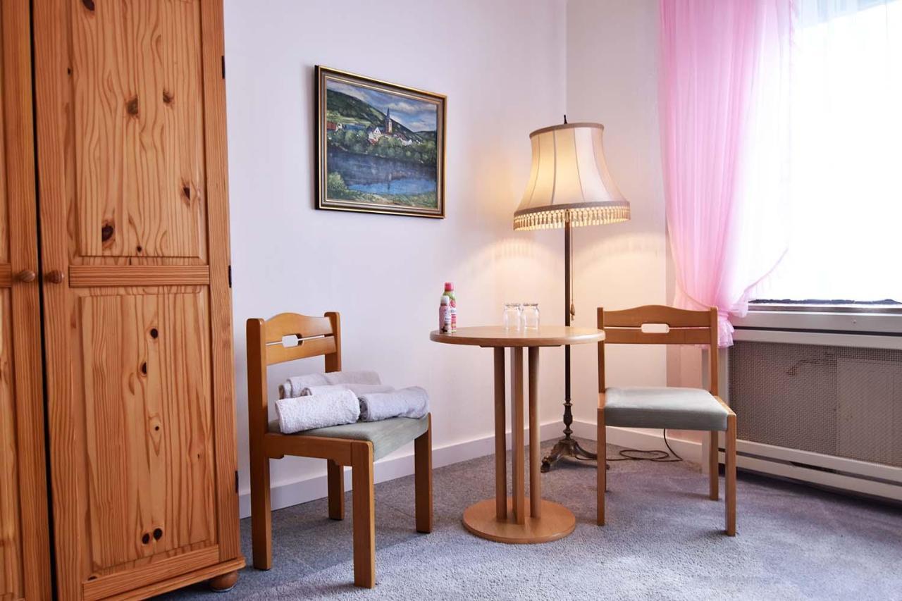Gaestehaus Steinborn Hotel Хаймбах Екстериор снимка