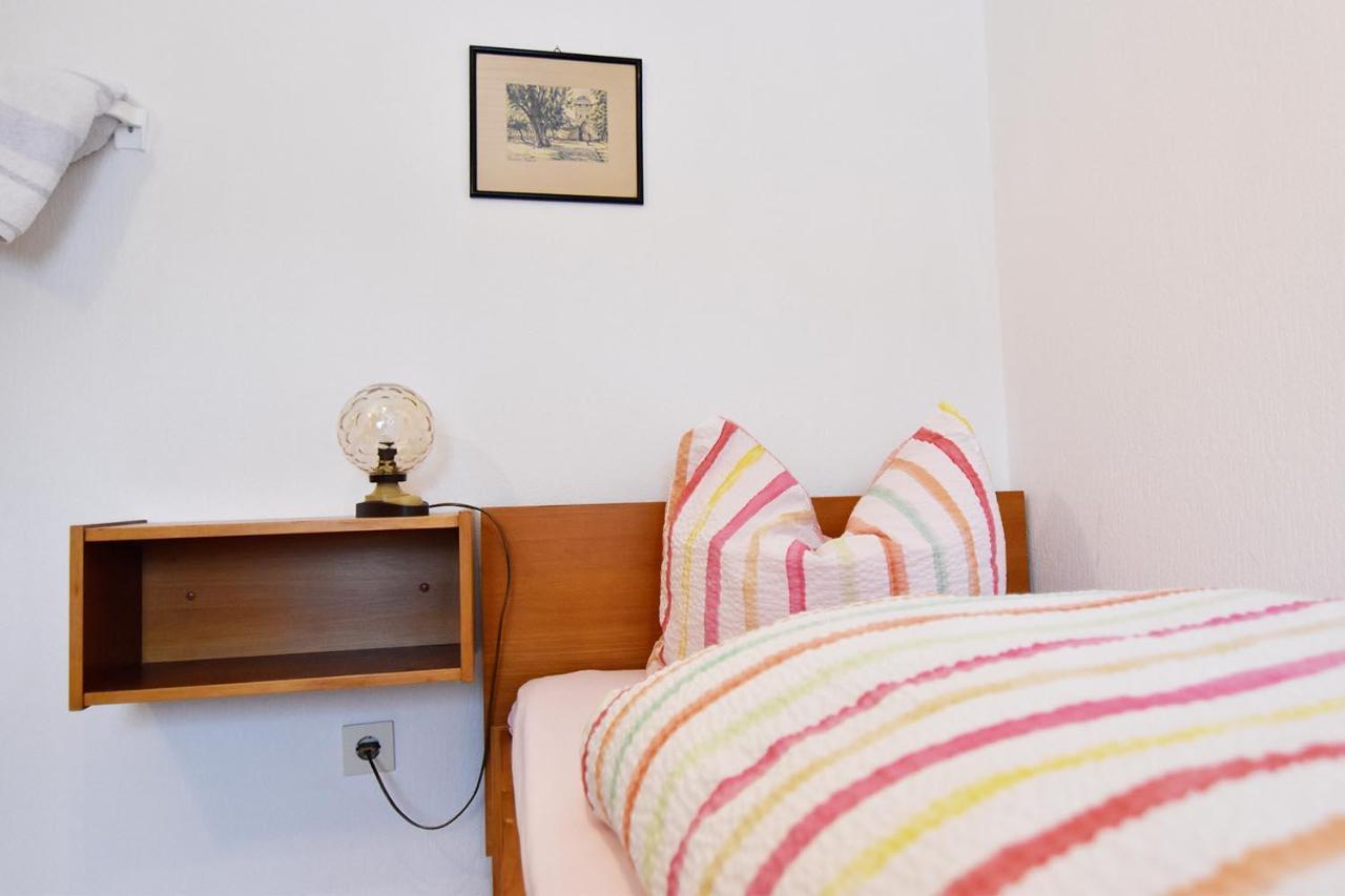 Gaestehaus Steinborn Hotel Хаймбах Екстериор снимка